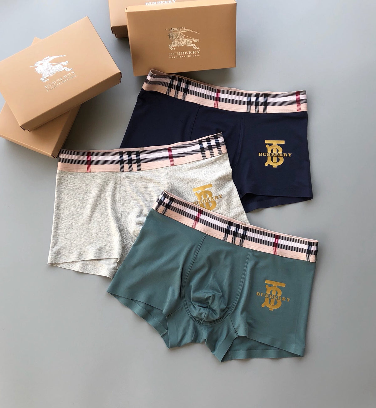 Burberry 93% Modal & 7% Spandex Seamless-Cut Men's Boxer Briefs - 3-Piece Box