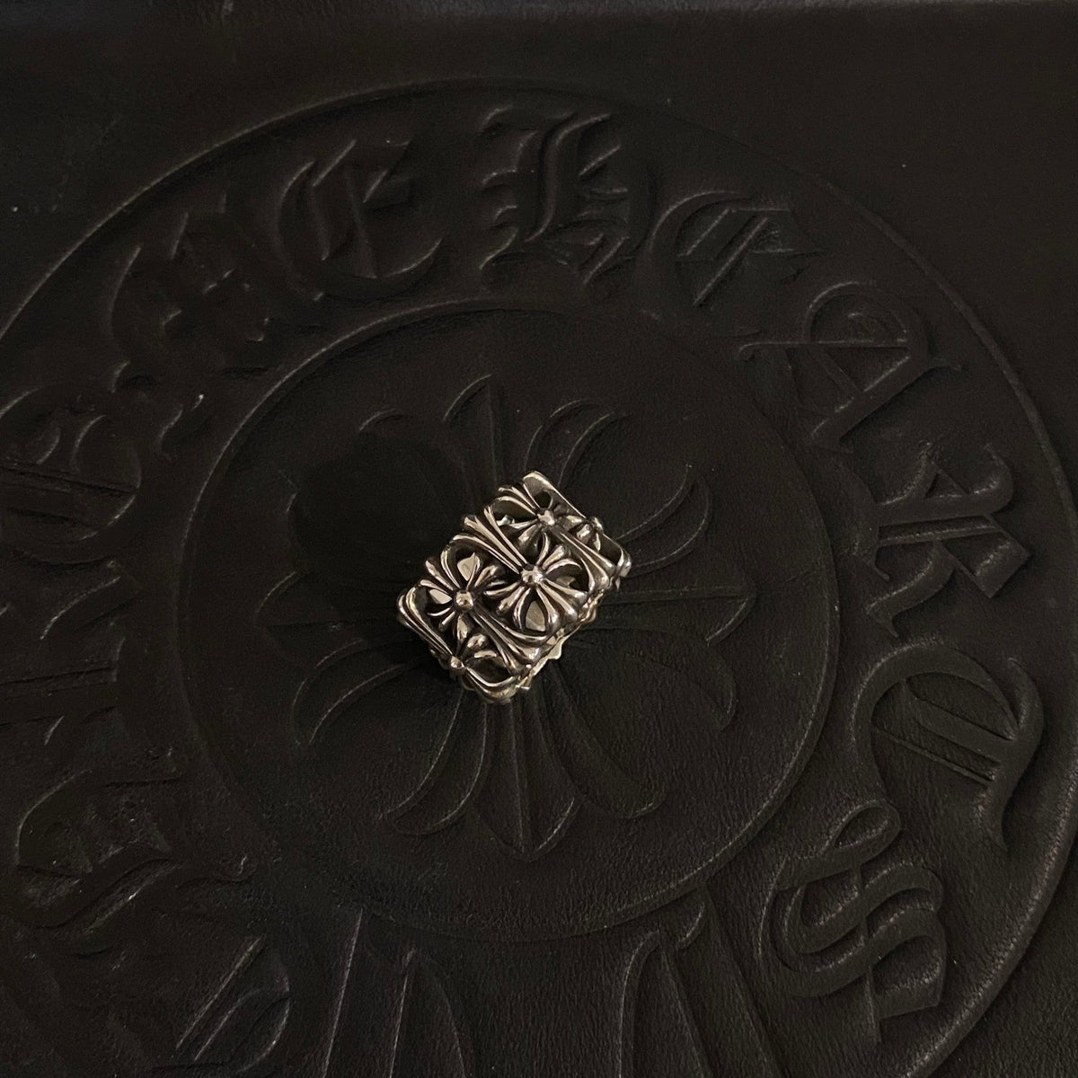 Martin Graham ring in polished metal-tone – close-up detail
