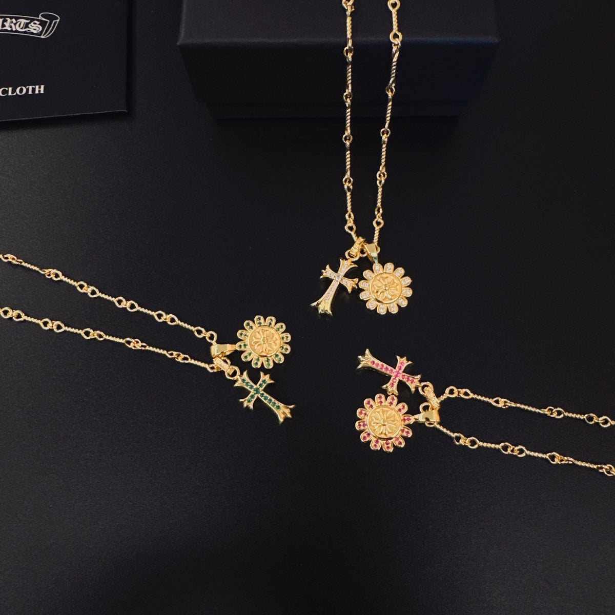 Martin Graham pendant necklace in polished metal-tone – close-up detail