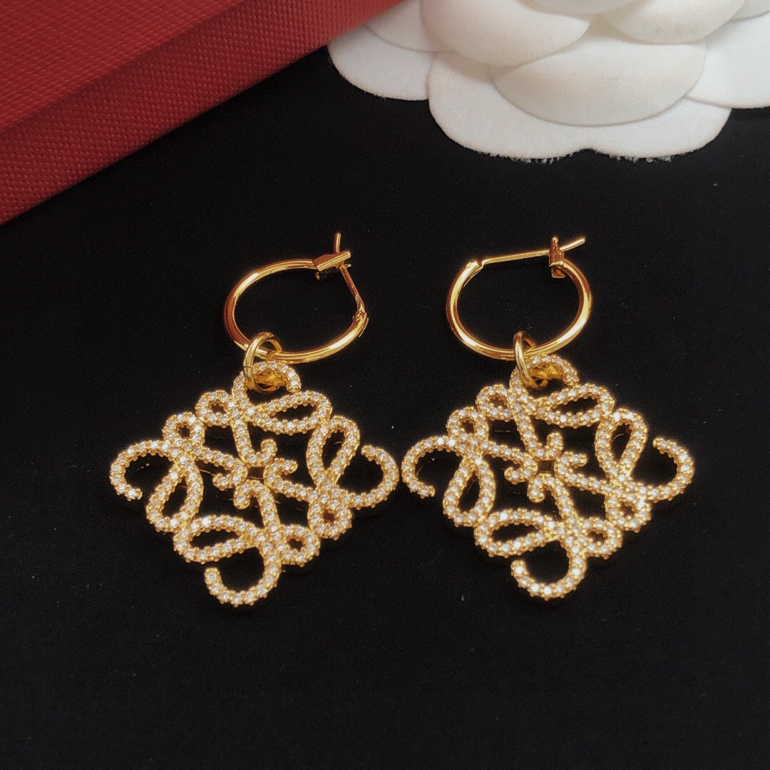 Martin Graham jewelry accessory in polished metal-tone
