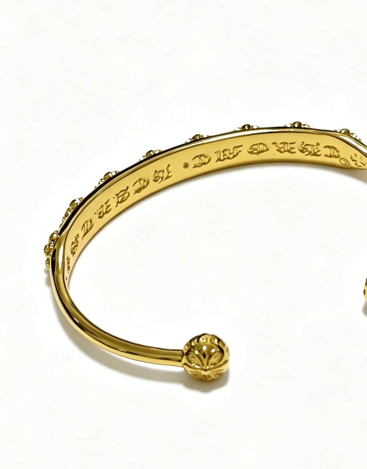 Martin Graham bracelet in polished metal-tone – close-up detail