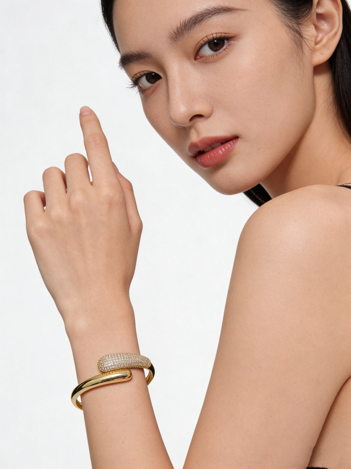 Martin Graham bracelet in polished metal-tone