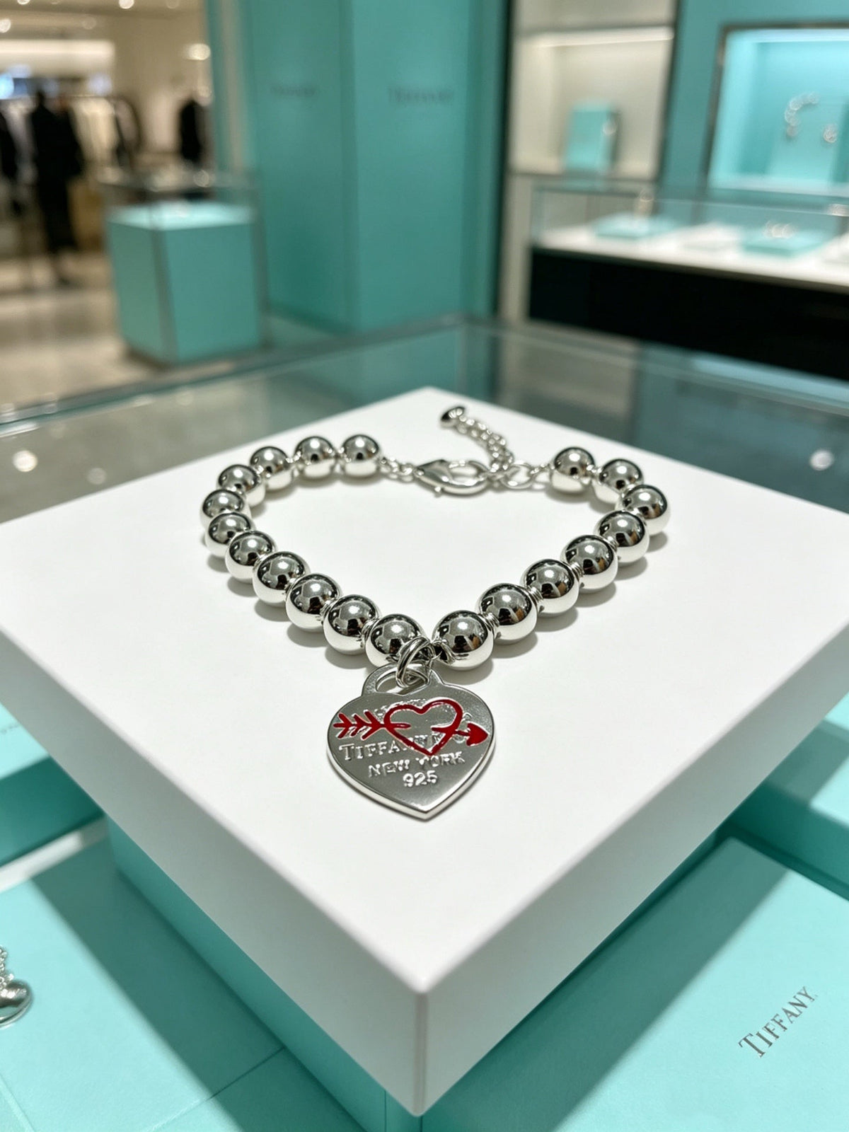 Martin Graham bracelet in polished metal-tone – close-up detail