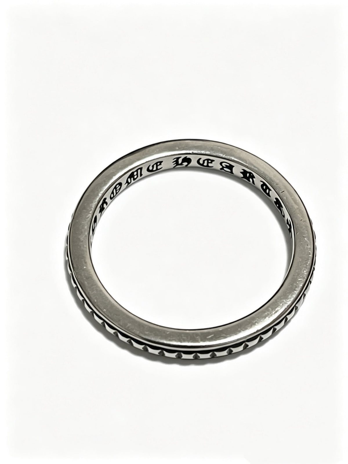 Martin Graham ring in polished metal-tone – close-up detail
