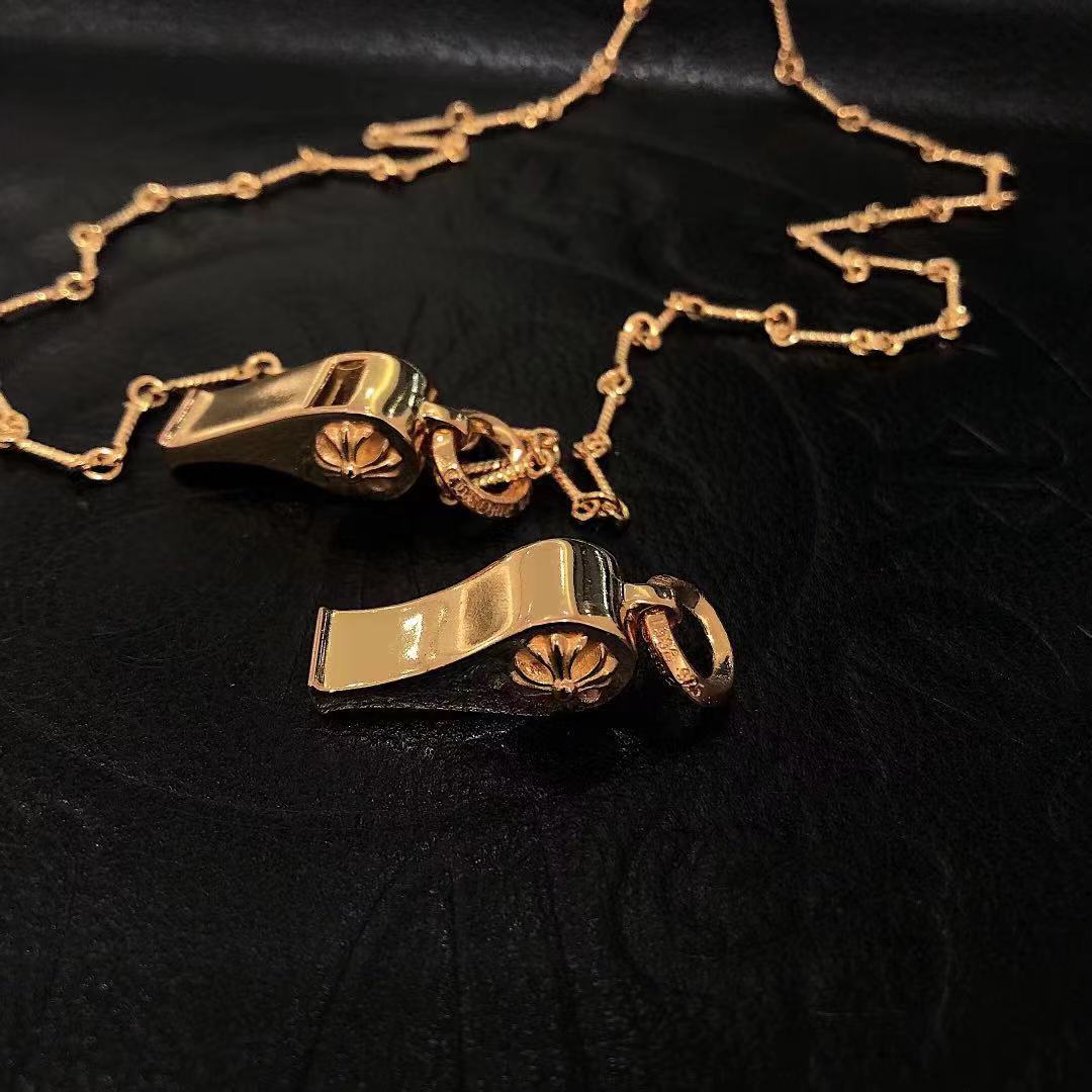 Martin Graham pendant necklace in polished metal-tone – close-up detail