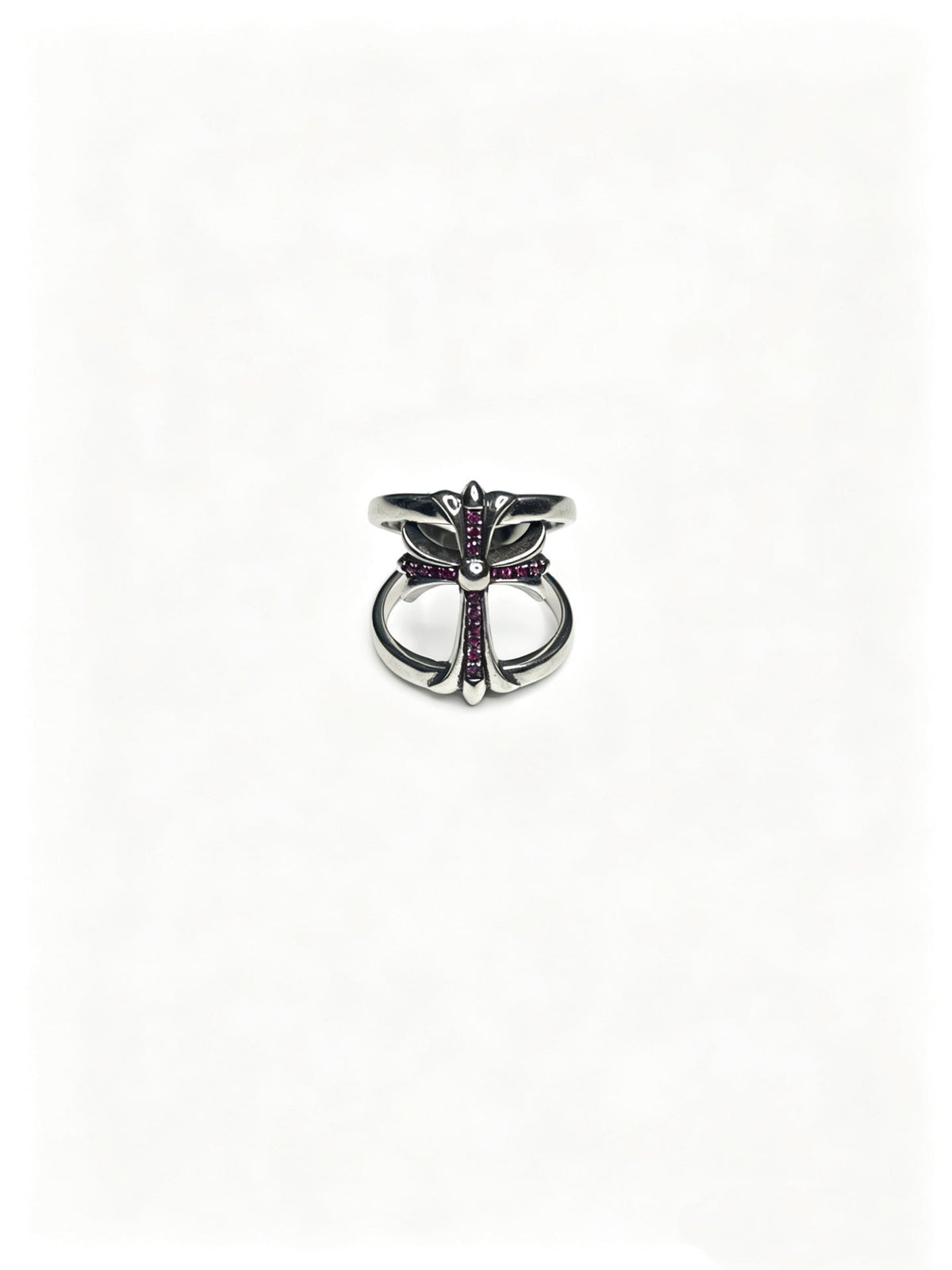 Martin Graham ring in polished metal-tone – close-up detail