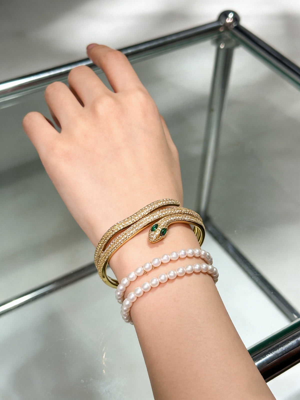 Martin Graham bracelet in polished metal-tone – close-up detail