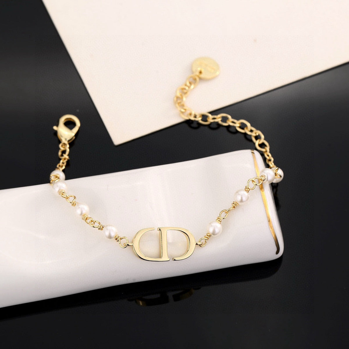 Martin Graham bracelet in polished metal-tone – close-up detail