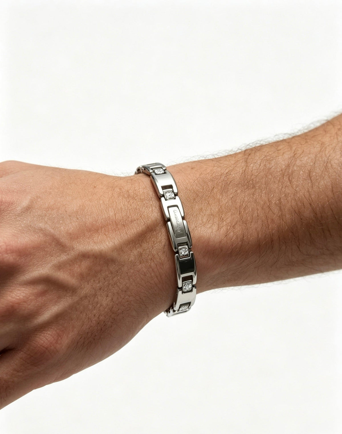 Martin Graham bracelet in polished metal-tone – close-up detail