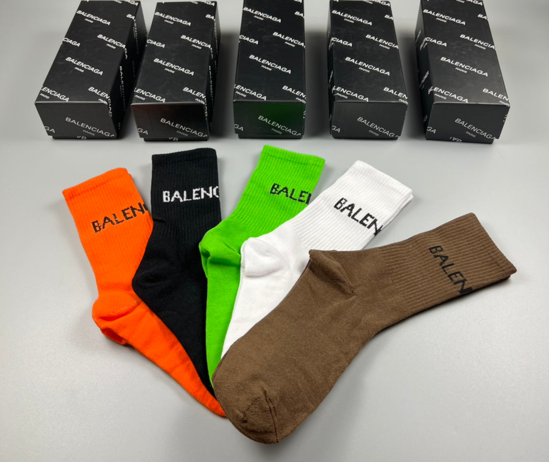 Balenciaga Contrast Wordmarks Crew Socks - 5-Pair Set