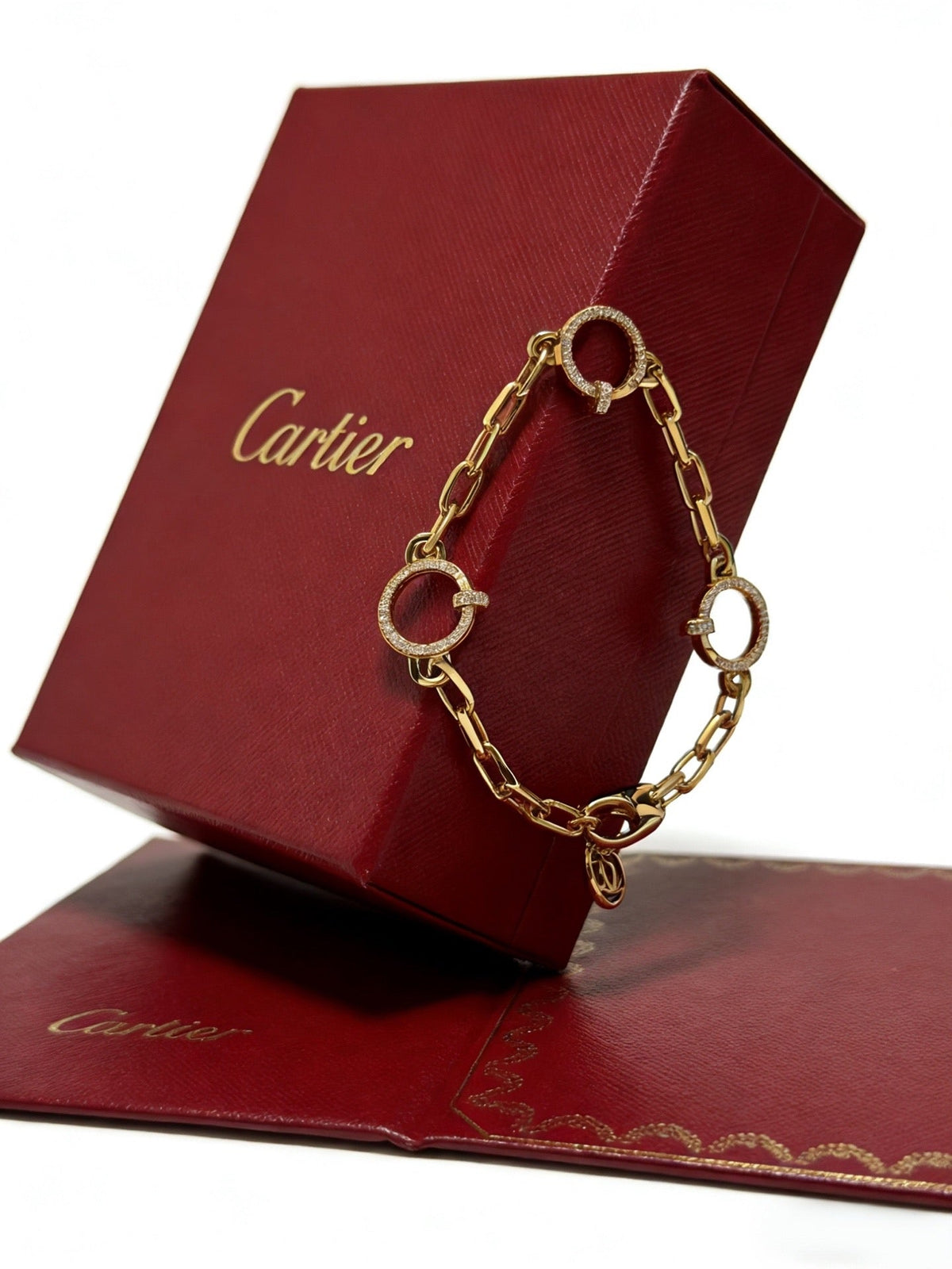 Martin Graham bracelet in polished metal-tone – close-up detail