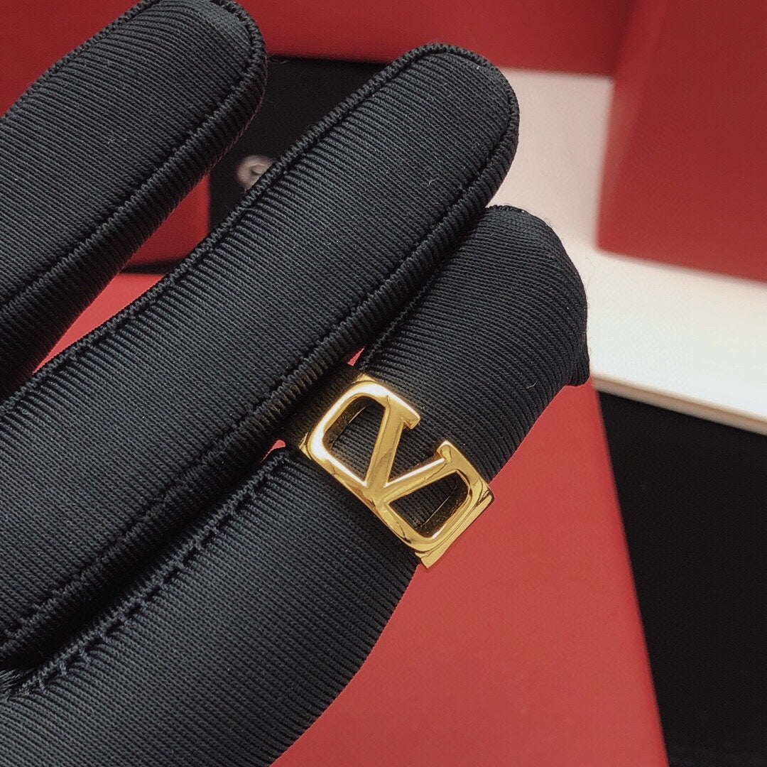 Martin Graham ring in polished metal-tone