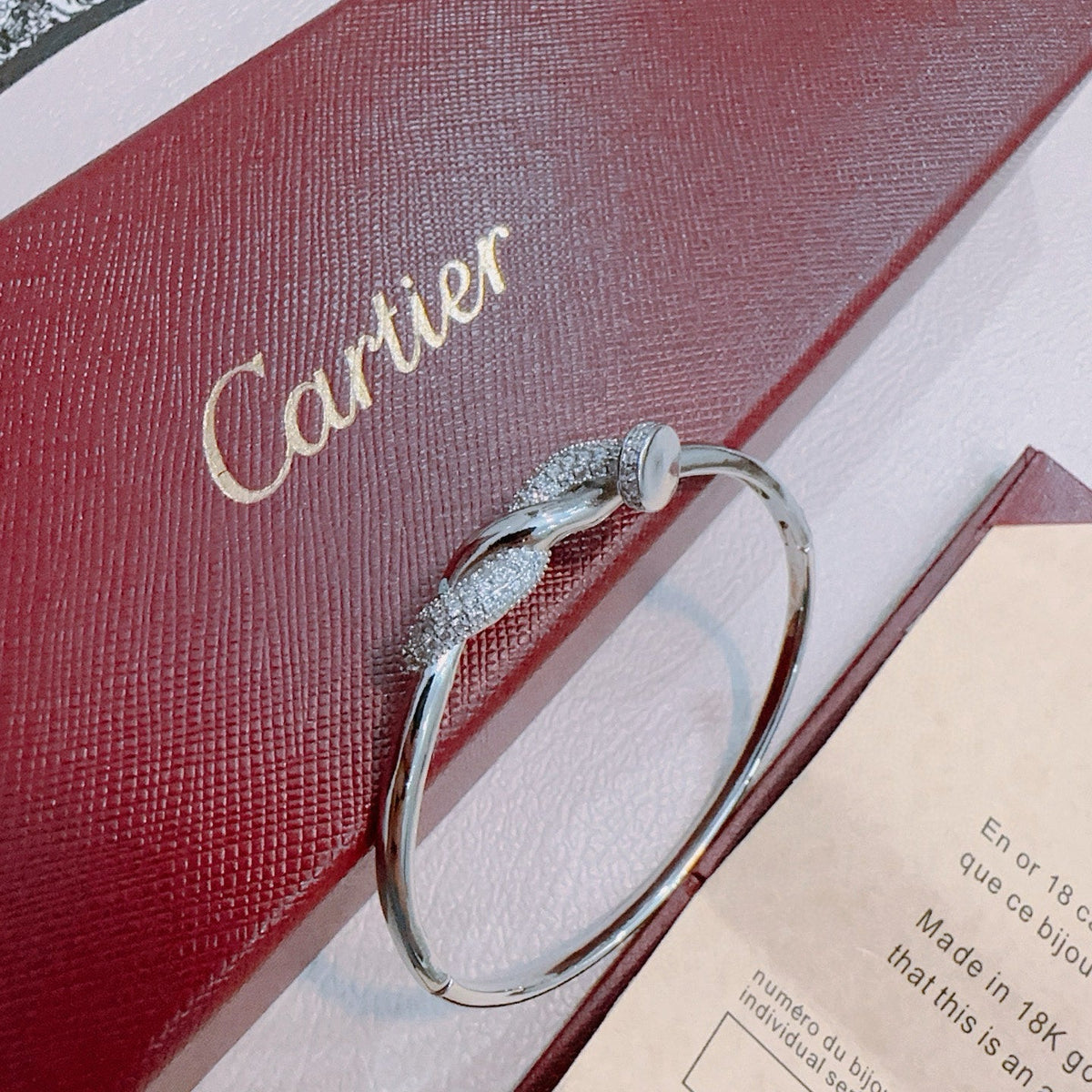 Martin Graham bracelet in polished metal-tone – close-up detail