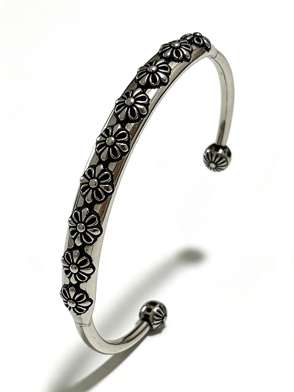 Martin Graham bracelet in polished metal-tone – styled product view