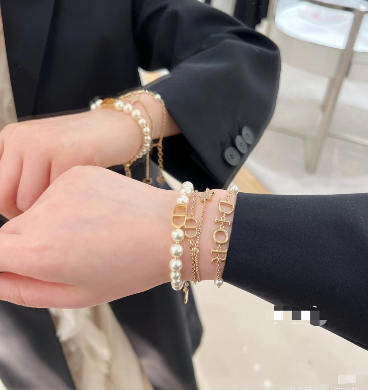 Martin Graham bracelet in polished metal-tone – close-up detail