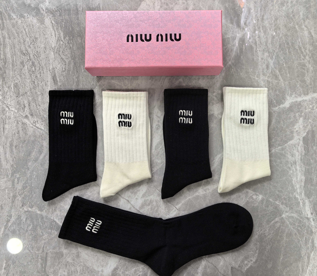 Miu Miu Cotton Simple Wordmark Crew Socks - 5-Pair Set