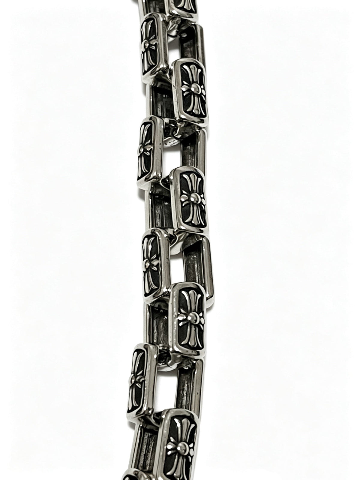 Martin Graham bracelet in polished metal-tone – styled product view