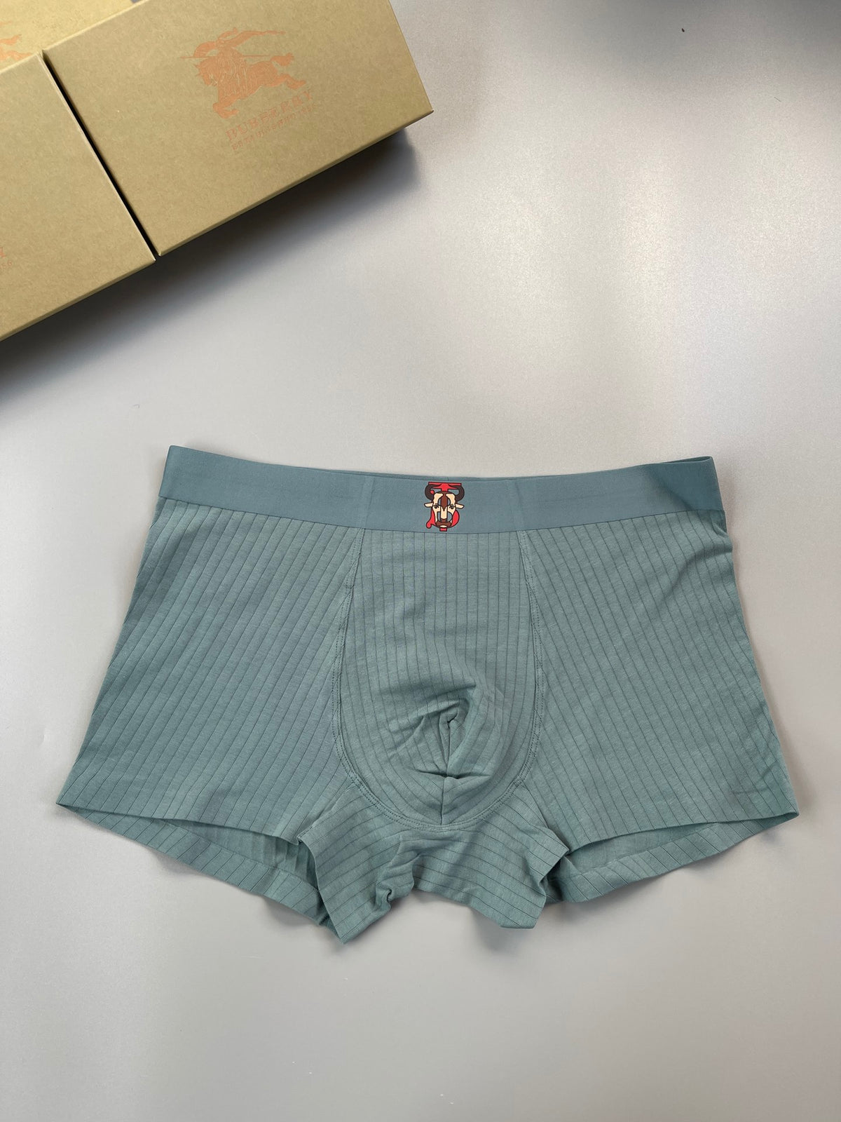 Burberry 93.8% Cotton & 6.2% Spandex Bull Series Seamless-Cut Men's Boxer Briefs - 3-Piece Box