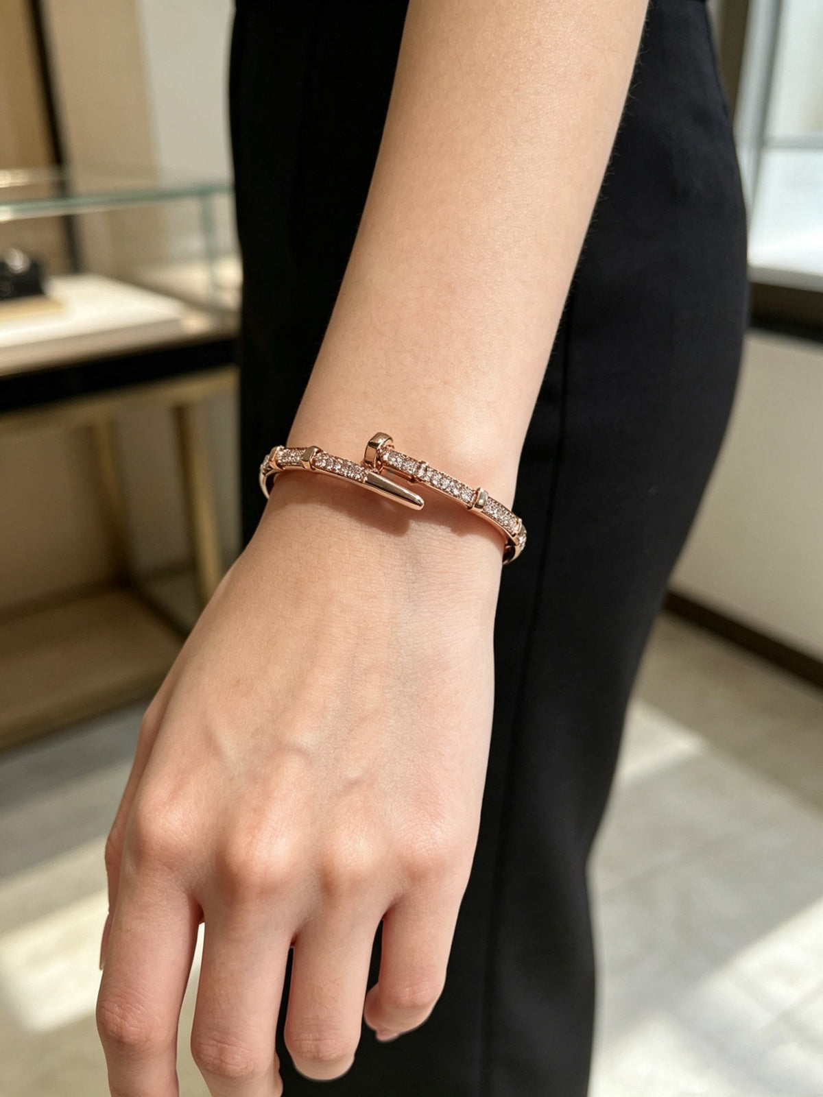 Martin Graham bracelet in polished metal-tone – close-up detail