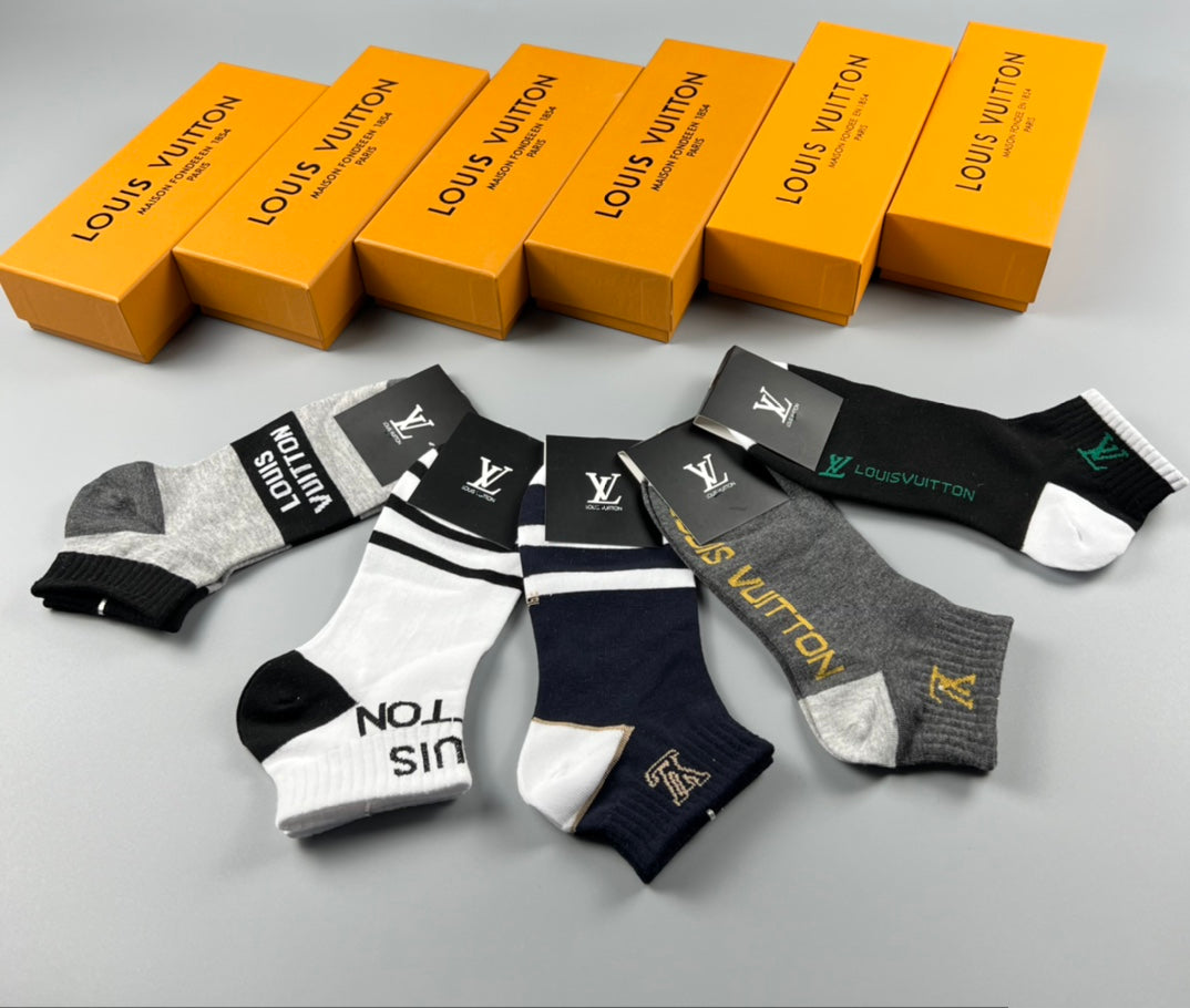 Louis Vuitton Logo Ankle Socks - Box of 5 Pairs