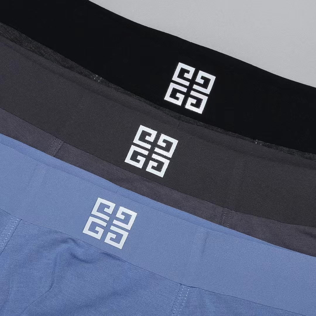 Givenchy Graphic Logo Men's Trunk Underwear - 3-Piece Box