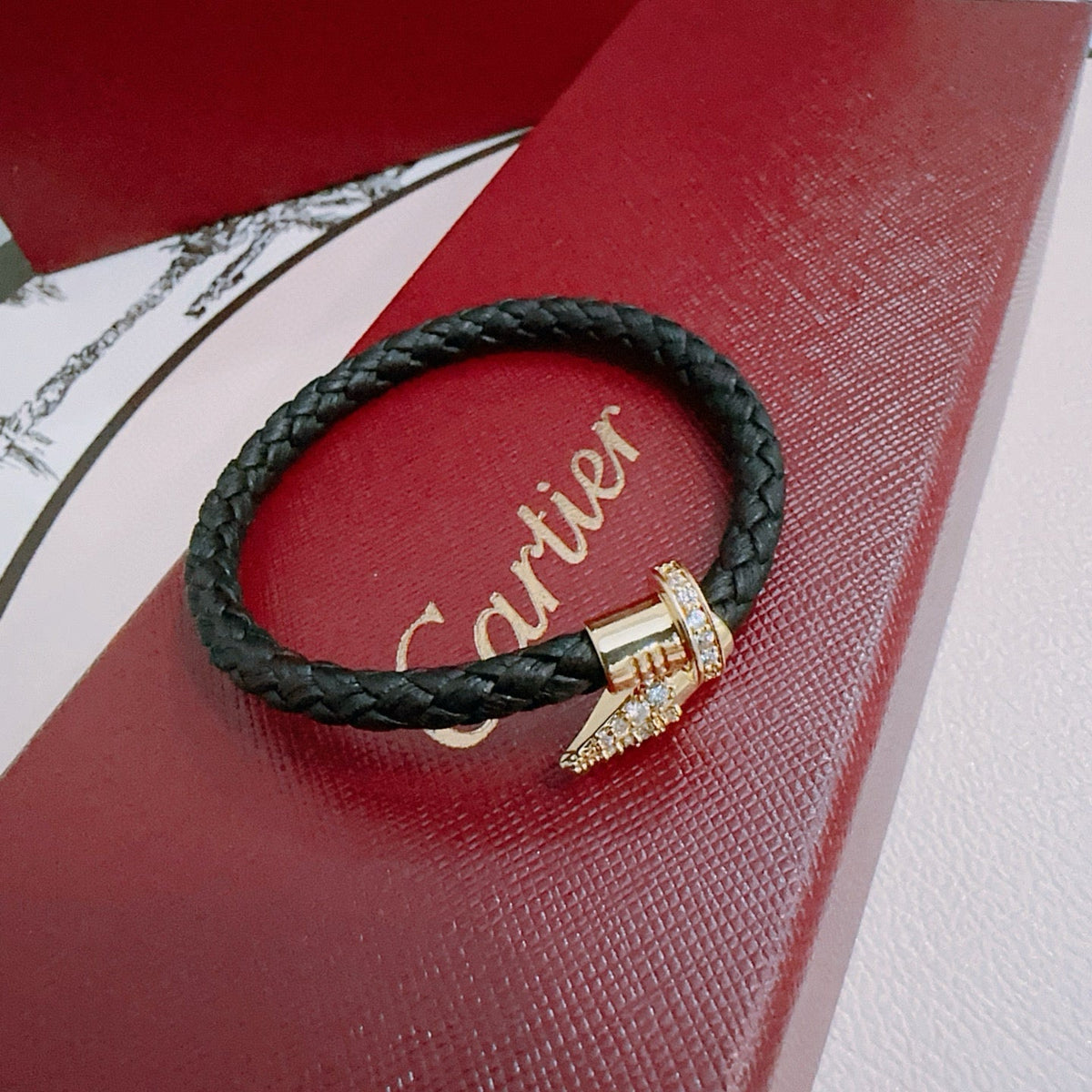 Martin Graham bracelet in polished metal-tone – close-up detail