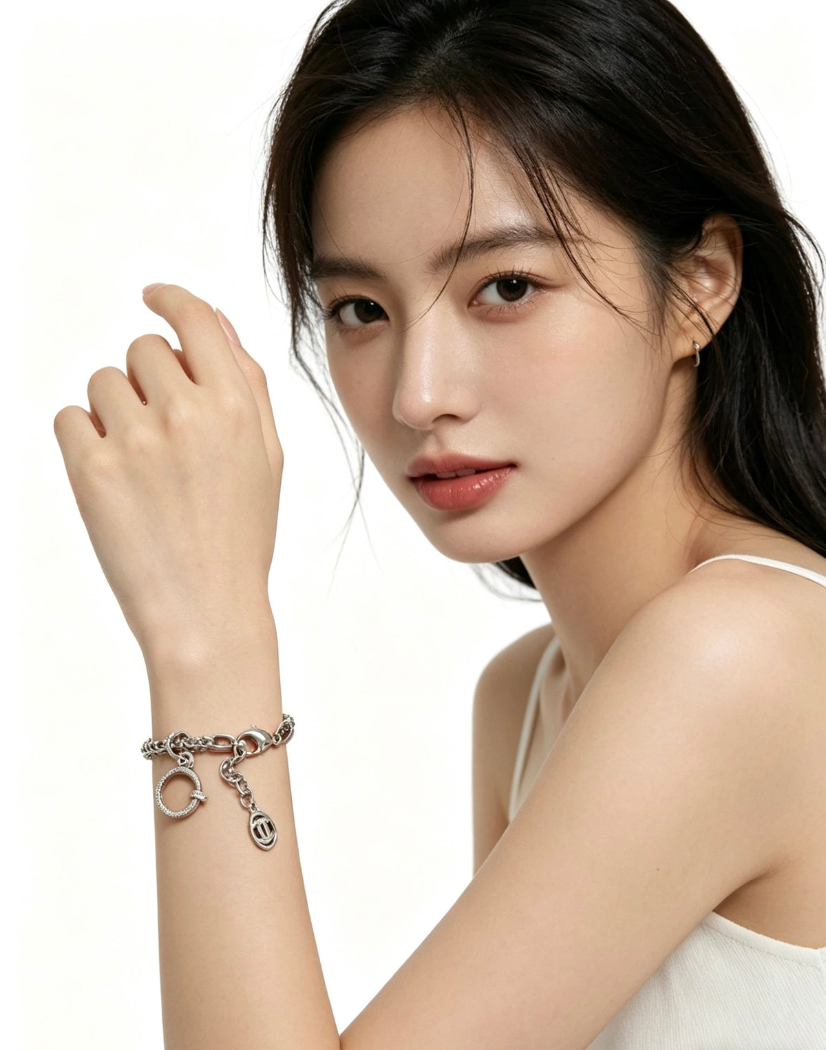 Martin Graham bracelet in polished metal-tone – close-up detail