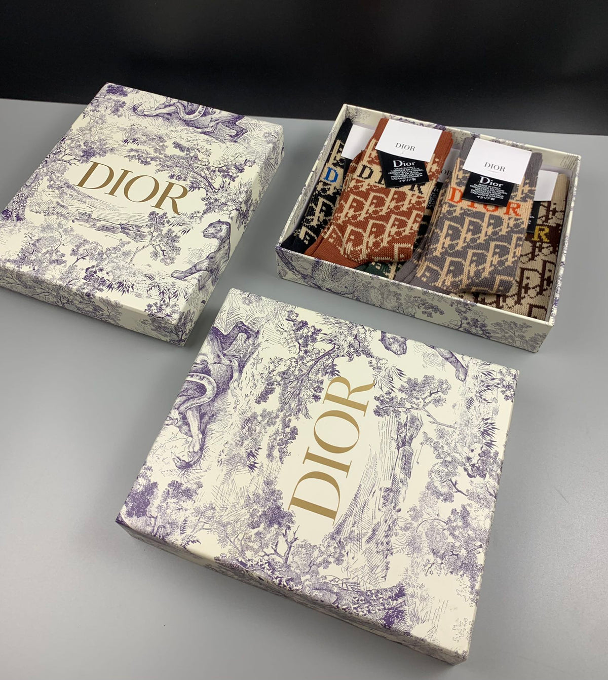 Dior Graphic Apparel - 5-Piece Box