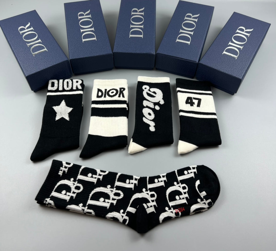 Dior Graphic Apparel - 5-Piece Box