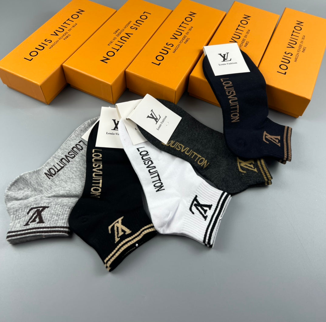 Louis Vuitton Small Contrast Initials Ankle Socks - 5-Pair Set