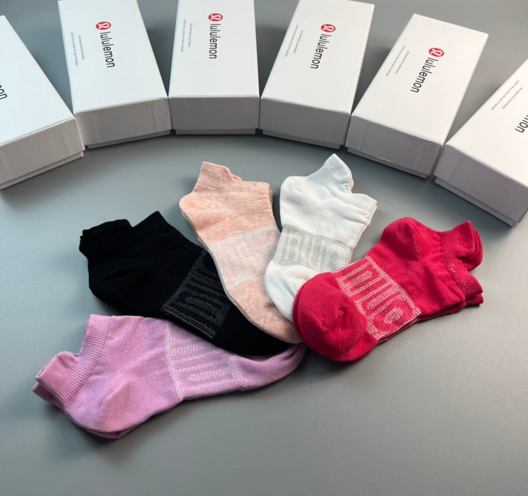 Lululemon Pastel Colour Women's Ankle Socks - Assorted Set