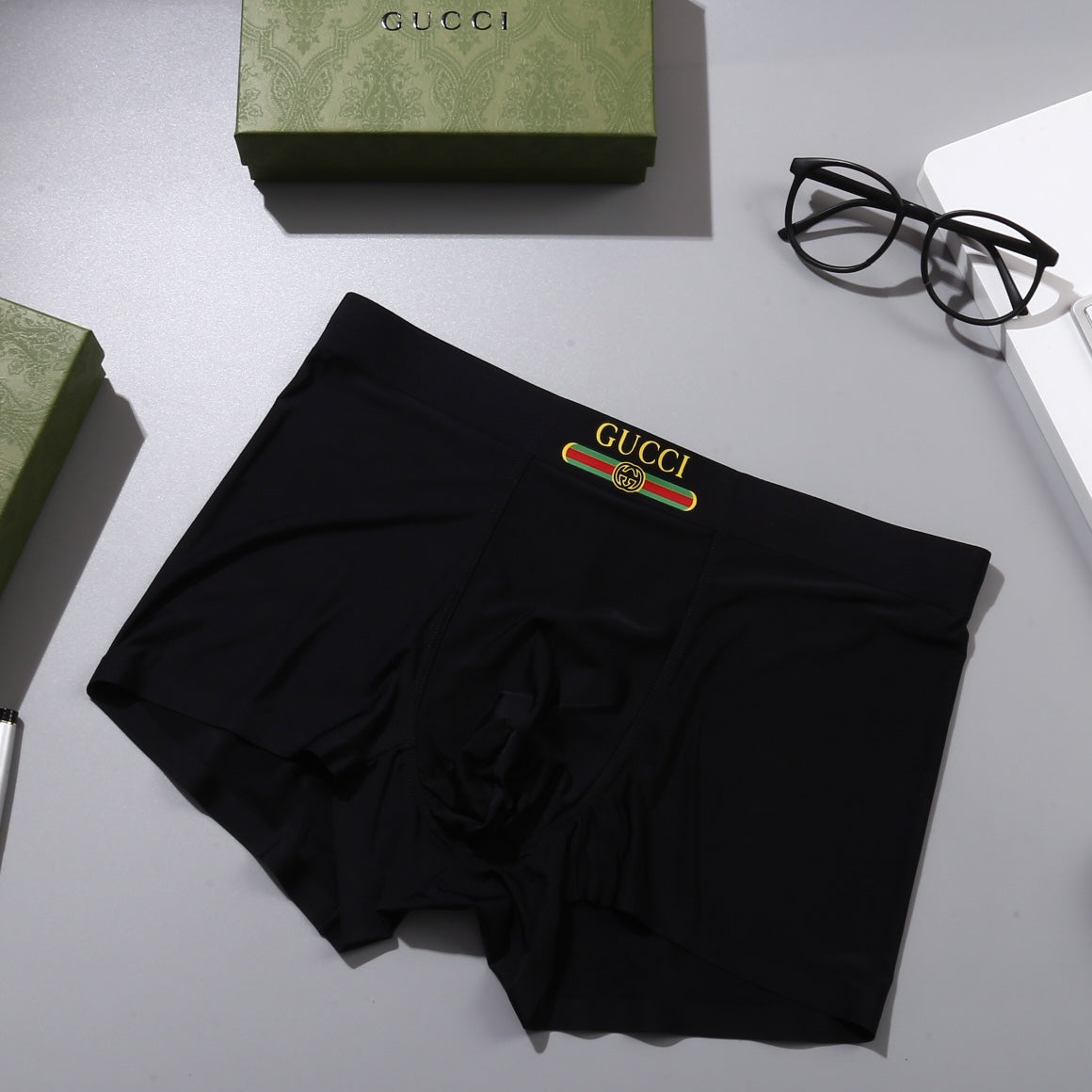 Gucci 86% Nylon & 14% Spandex Seamless-Cut Men's Boxer Briefs - 3-Piece Box