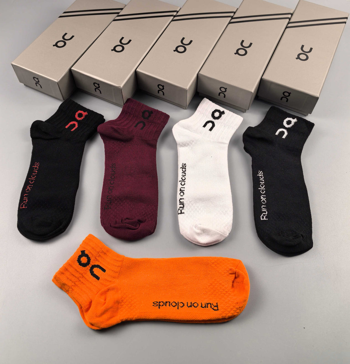 On Cloud-Inspired Bright Mix Ankle Socks - Box of 5 Pairs