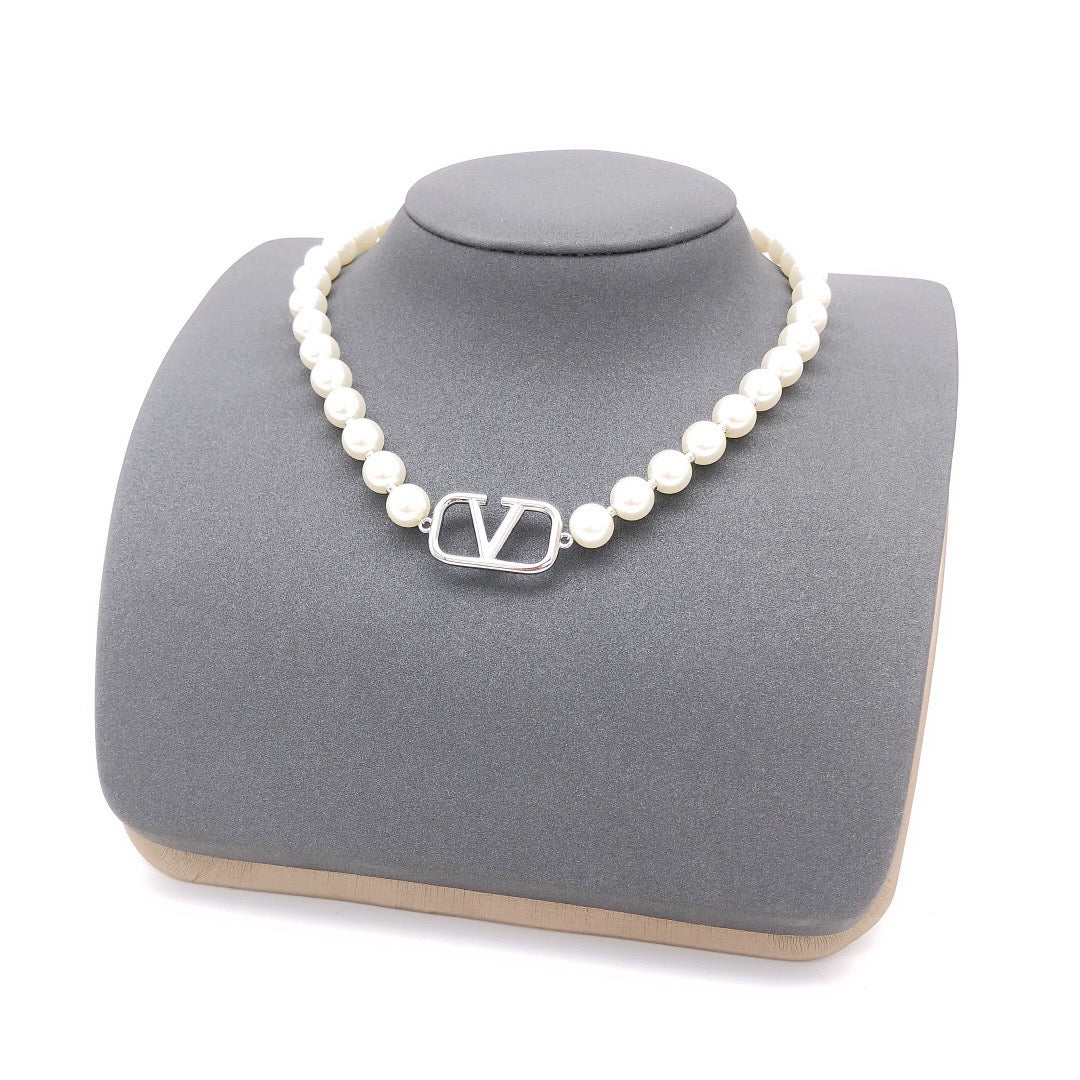 Martin Graham pendant necklace in polished metal-tone – main product view
