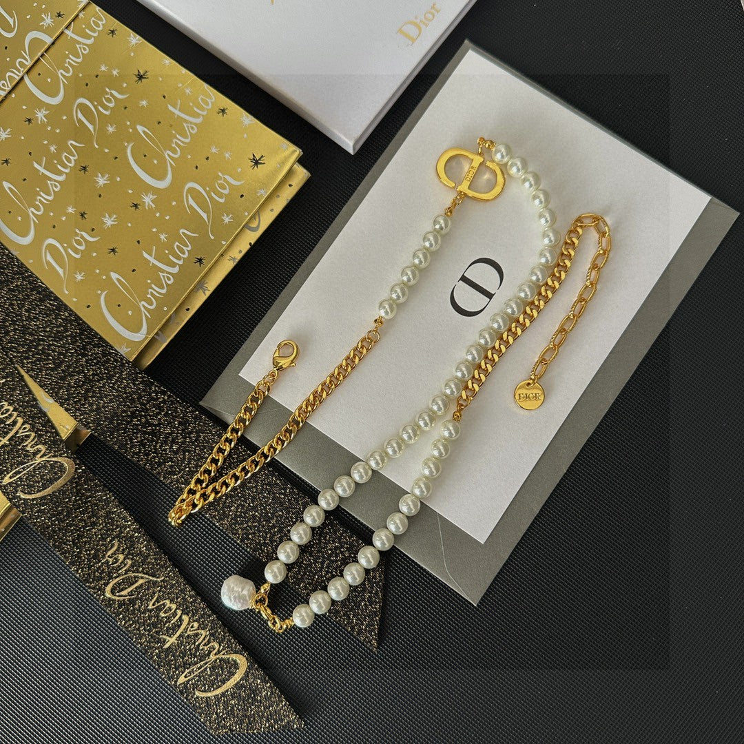 Martin Graham pendant necklace in polished metal-tone – main product view