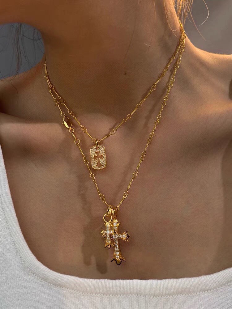 Martin Graham pendant necklace in polished metal-tone – main product view