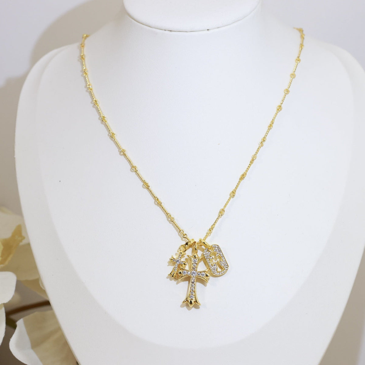 Martin Graham pendant necklace in polished metal-tone – main product view
