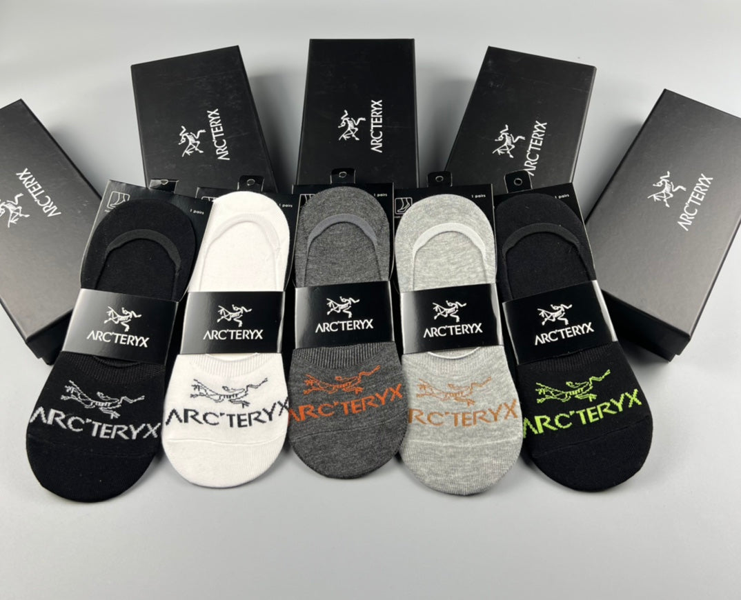 Arc'teryx Cotton Contrast Wordmarks And Outdoor-Inspired Graphics No-Show Socks - 5-Pair Set