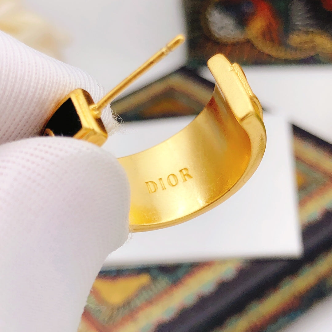 Martin Graham jewelry accessory in polished metal-tone – main product view