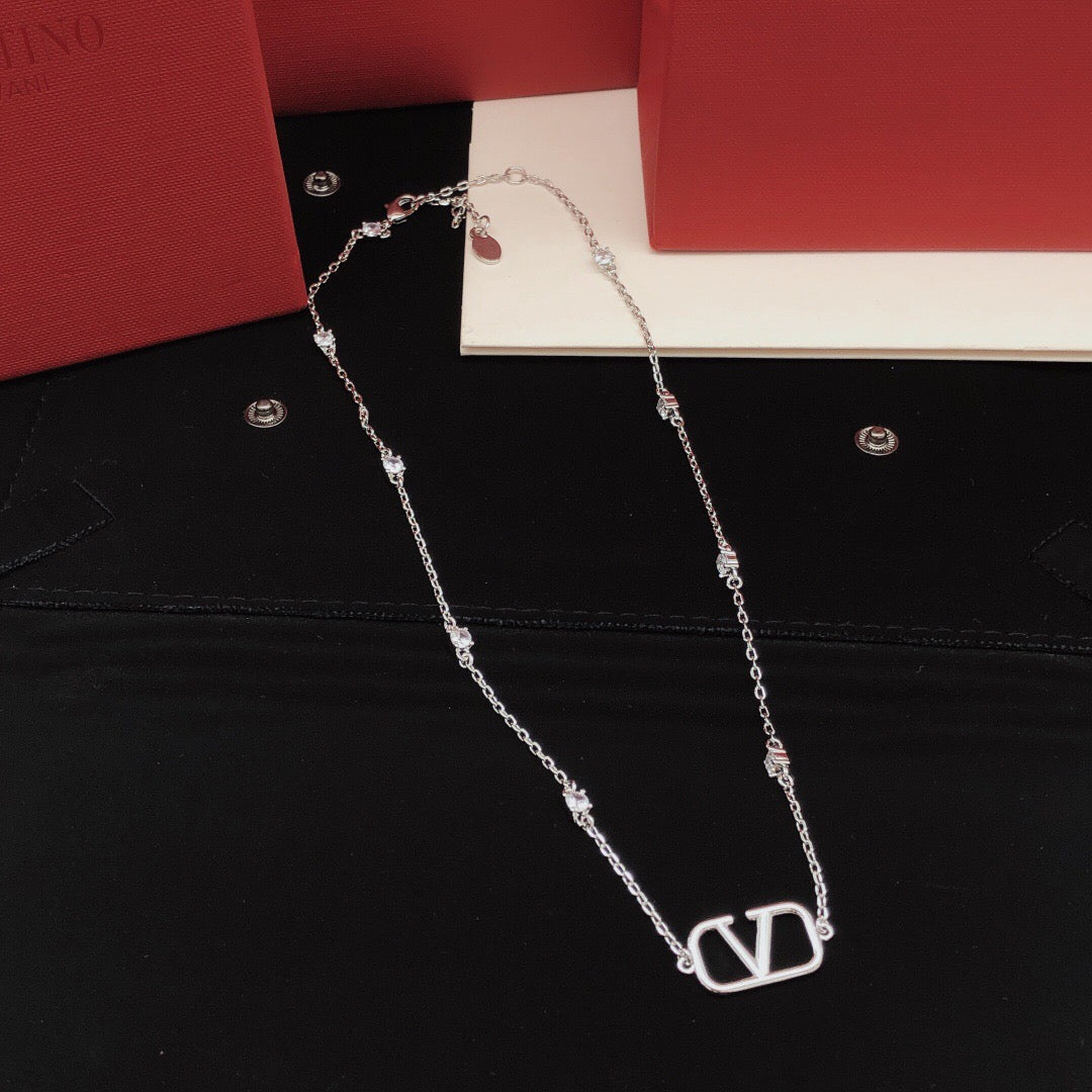 Martin Graham pendant necklace in polished metal-tone – main product view