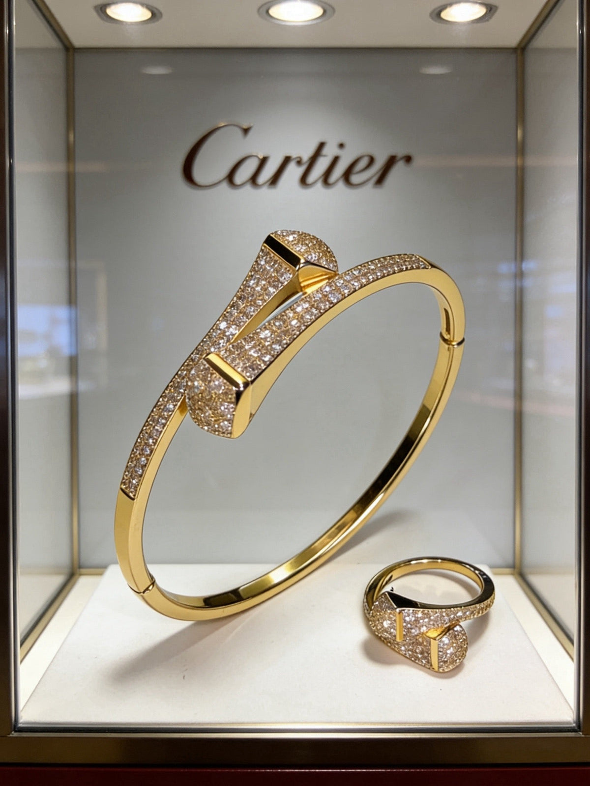 Martin Graham bracelet in polished metal-tone – main product view