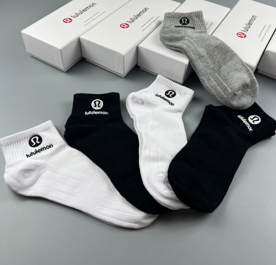 Lululemon Cotton Ankle Socks - Black, White & Grey 5-Pair Set