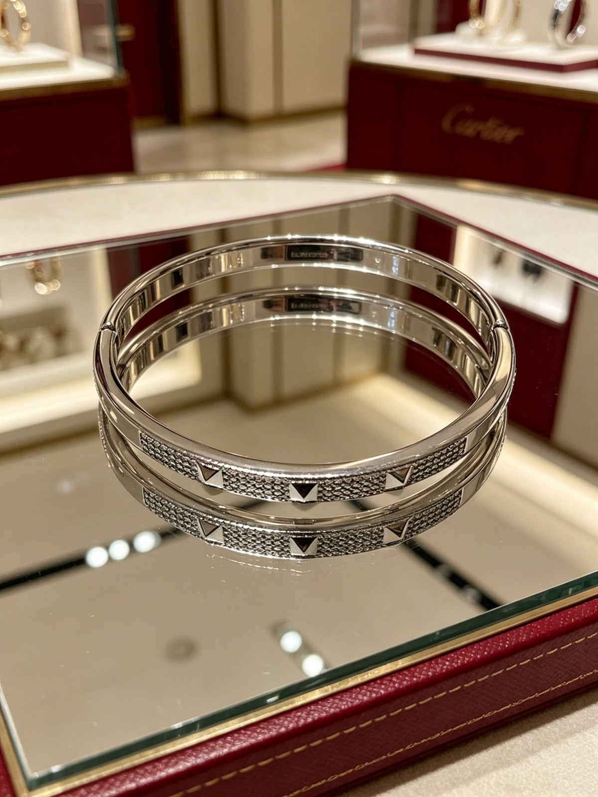 Martin Graham bracelet in polished metal-tone – main product view