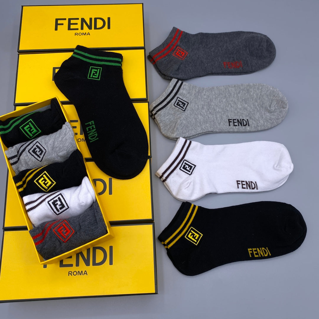 Fendi Contrast Lettering And Striped Cuffs Ankle Socks - 5-Pair Set