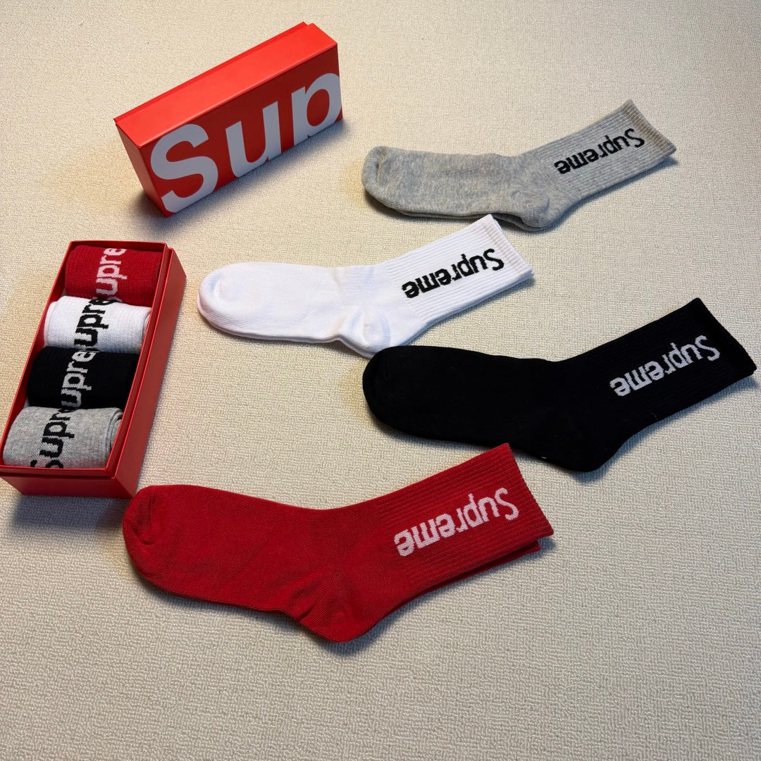 Supreme Bold Logo Crew Socks - Assorted Set