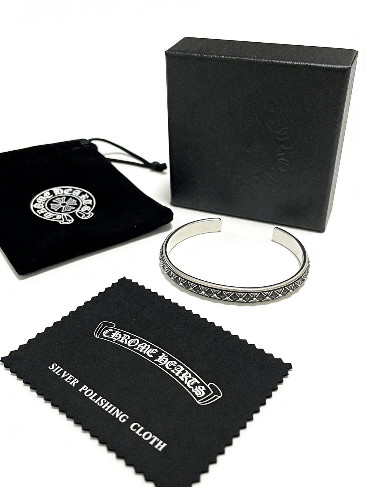 Martin Graham bracelet in polished metal-tone – front product view