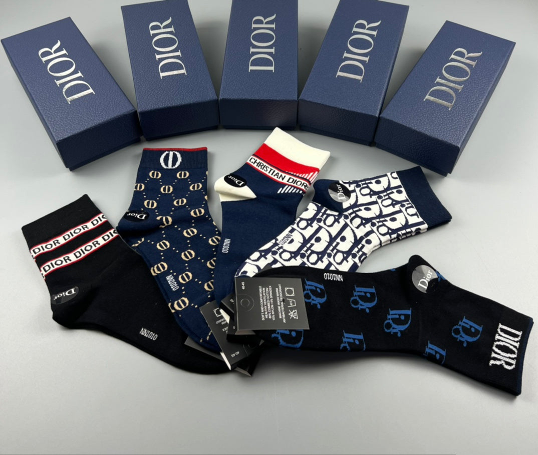 Dior Graphic Apparel - 5-Piece Box