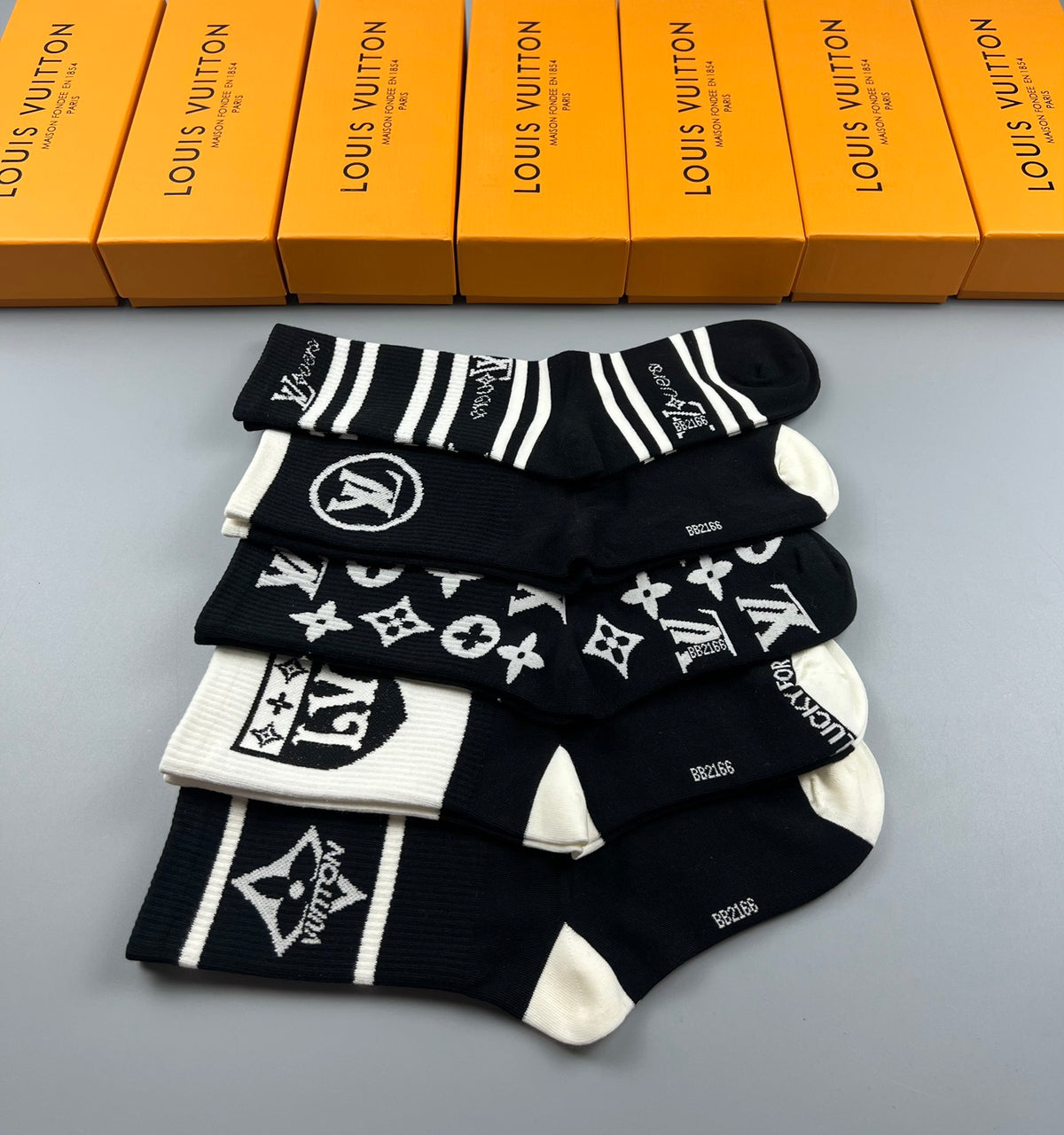 Louis Vuitton Graphic Ankle Socks - 5-Pair Box