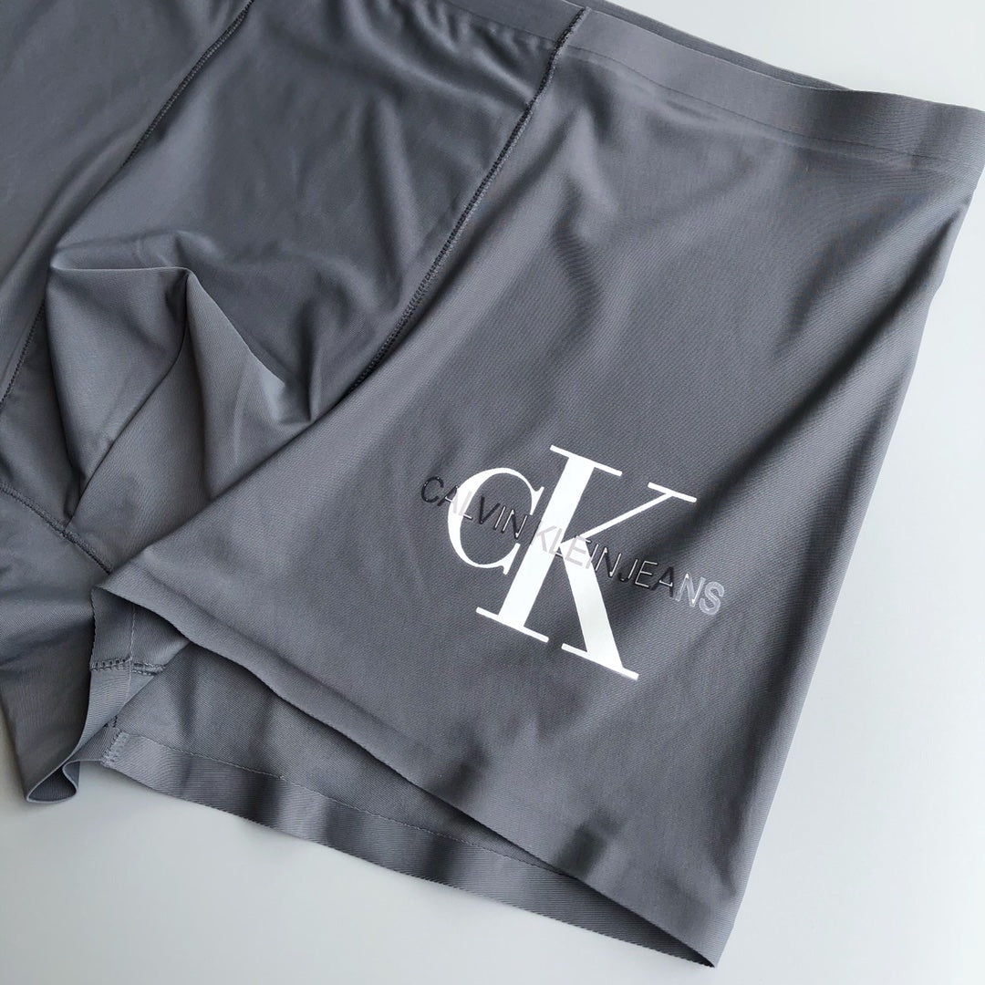 Calvin Klein Contrast Waistbands And Understated Front Branding Men's Boxer Briefs - 3-Piece Box