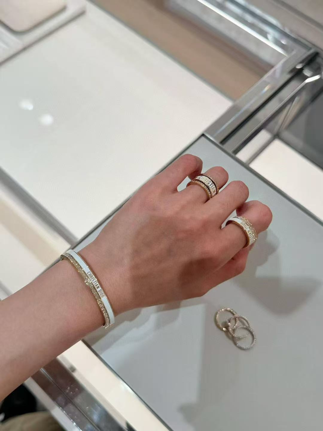 Martin Graham bracelet in polished metal-tone – front view